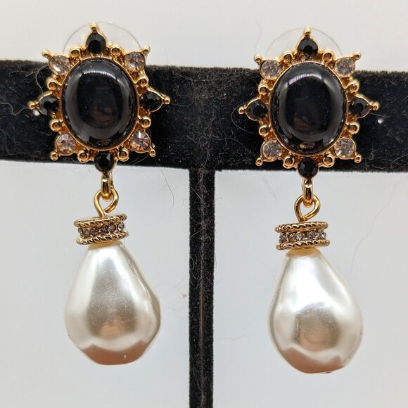 ***SPECIAL PRICE:  NWOT Pearl Drop Earrings with Black Capochon & Rhinestones - Picture 1 of 4